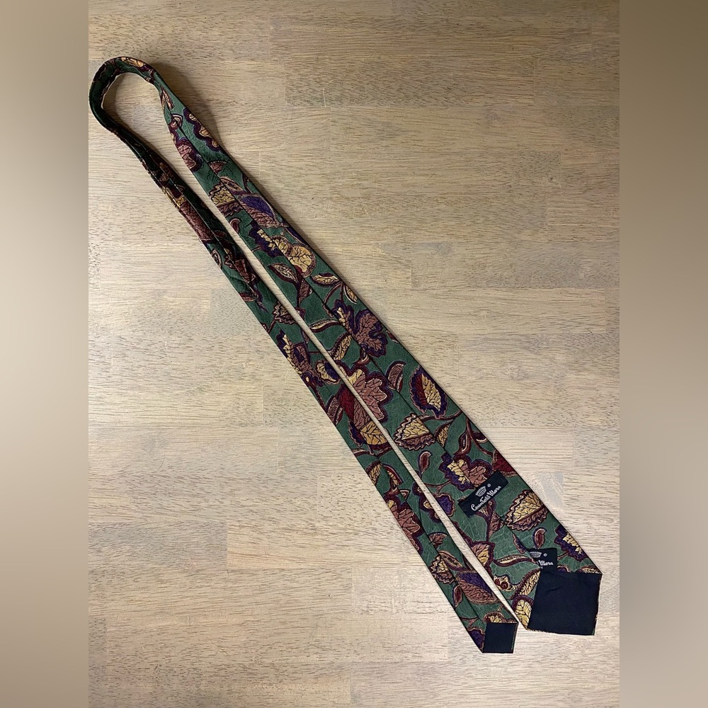 VTG COUNTESS MARA GREEN LEAVES Silk EMBROIDERED LOGO Men's NECK TIE - Picture 2 of 5